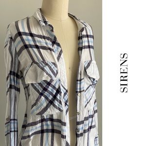 2/$20 🩷 Blue Plaid Button Down Shirt